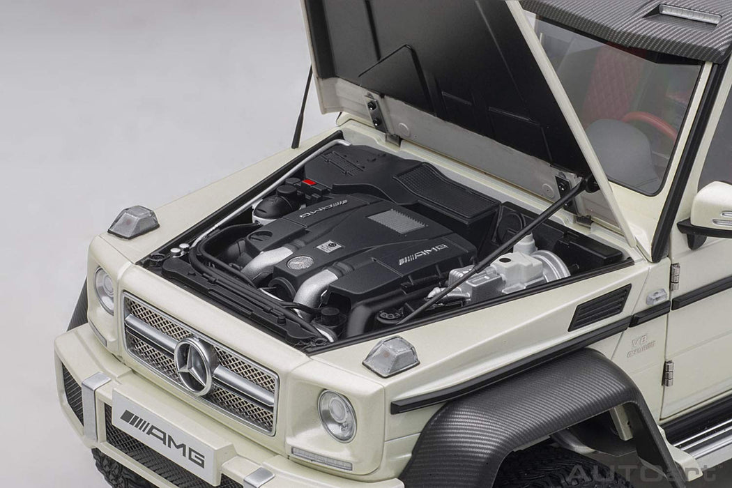 Autoart 1/18 Mercedes-Benz G63 AMG 6X6 Pearl White 76307