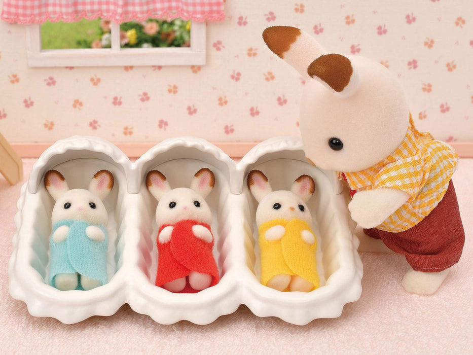 Epoch Sylvanian Families 巧克力兔子玩偶及家具套装