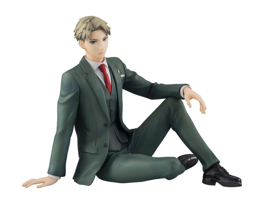 Megahouse Gem Series Tenohira Lloyd Figure Spy x Family 100mm PVC Painted Finish