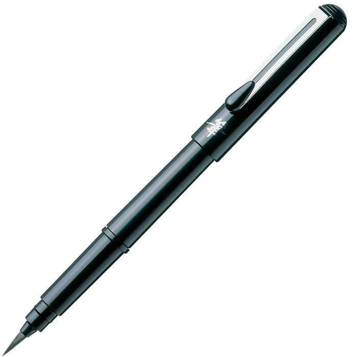 Pentel 紧凑型便携式刷子 - Pentel 高品质耐用设计