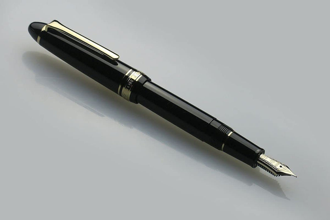 Sailor Fountain Pen Bold Black with Light Gold Trim 11-1038-620