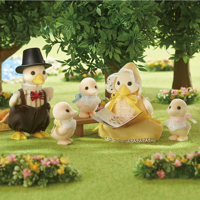 Epoch Sylvanian Families 季節性鴨子家庭玩具娃娃屋 C-64 St Mark 認證 3 年以上