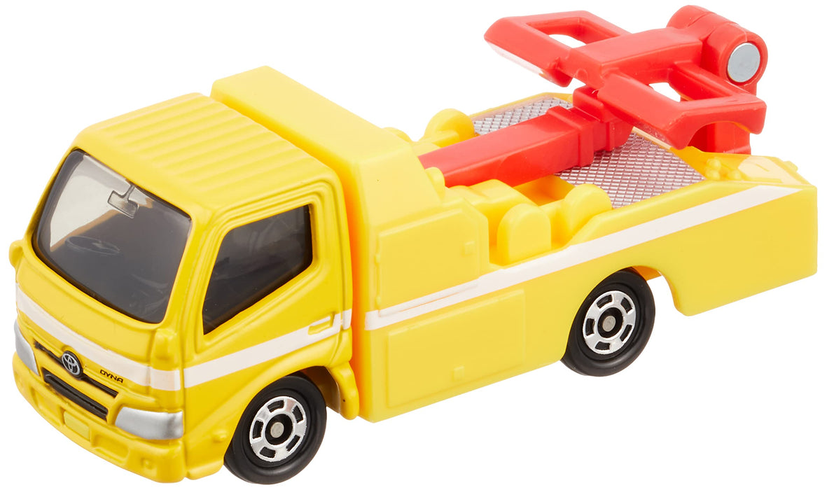 Takara Tomy Toyota Dyna Mini Car Toy No.5 Tow Truck Tomica Suitable for Ages 3+